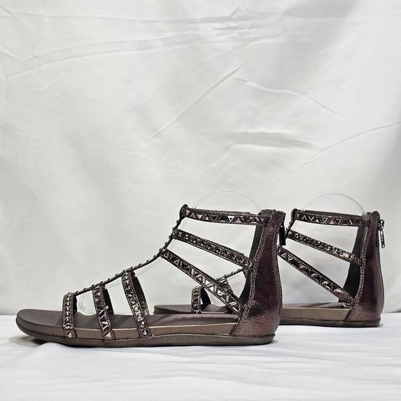 Kenneth Cole Reaction Women's Slim Jewel Gladiator Flat Sandals Size 7.5 NWT - Picture 1 of 5